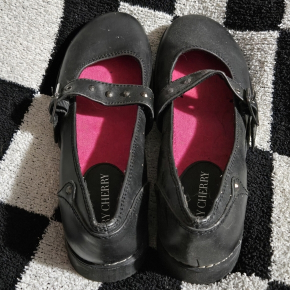 Very Cherry black Mary Jane shoes size 7.5 - Picture 3 of 4